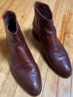 Pertini leather booties.